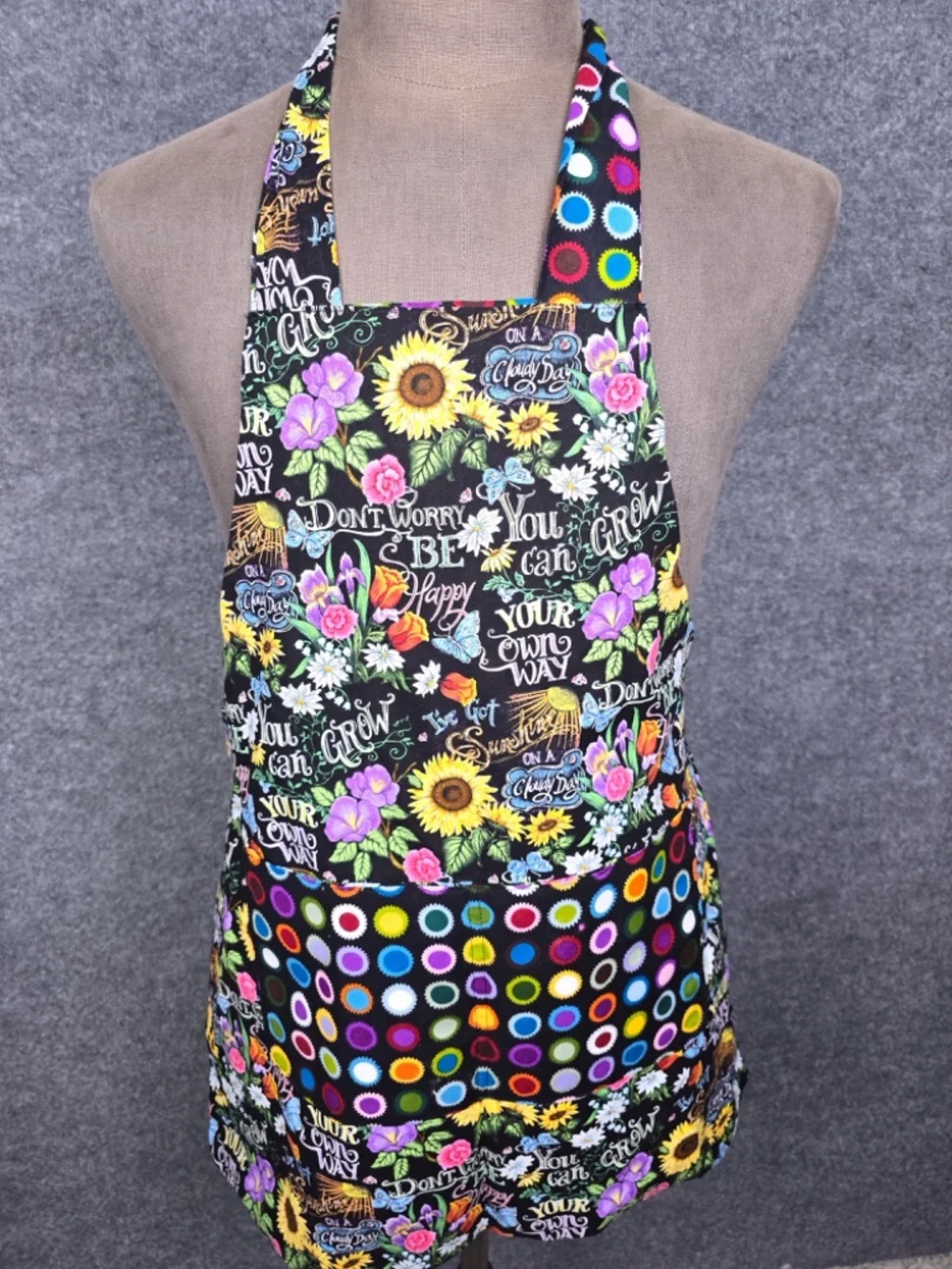 Exclusive by GG Reversible Vibrant Polka Dot & Floral Kitchen Apron - EXC